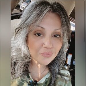 Meet your Posher, Diana